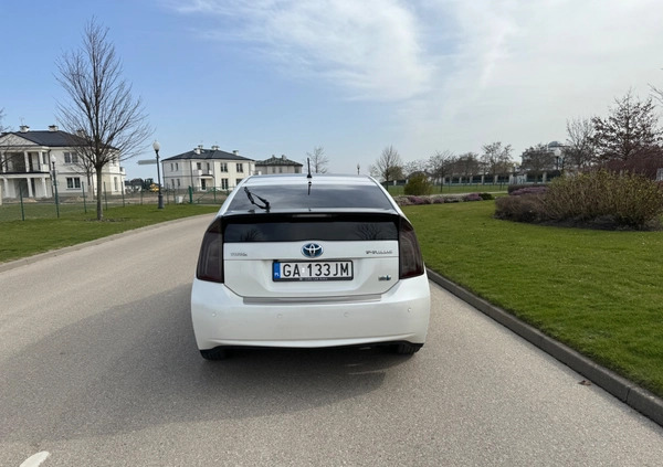 Toyota Prius cena 39900 przebieg: 270000, rok produkcji 2012 z Sulechów małe 137